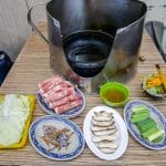 即時熱門文章：【2022 台北傳統美味石頭火鍋美食精選懶人包】- 鄉民食堂推薦 7 大必吃自助石頭火鍋！