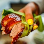 即時熱門文章：粵亮廣式料理-台北六福萬怡酒店，捷運南港站美食，吃過這個神仙乾坤燒鵝，你就對烤鴨回不去了